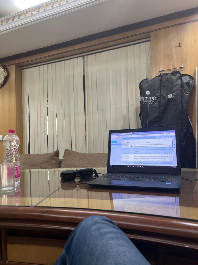 Hotel Krone A Family Hotel Near Igi Airport Delhi New Delhi Exteriör bild