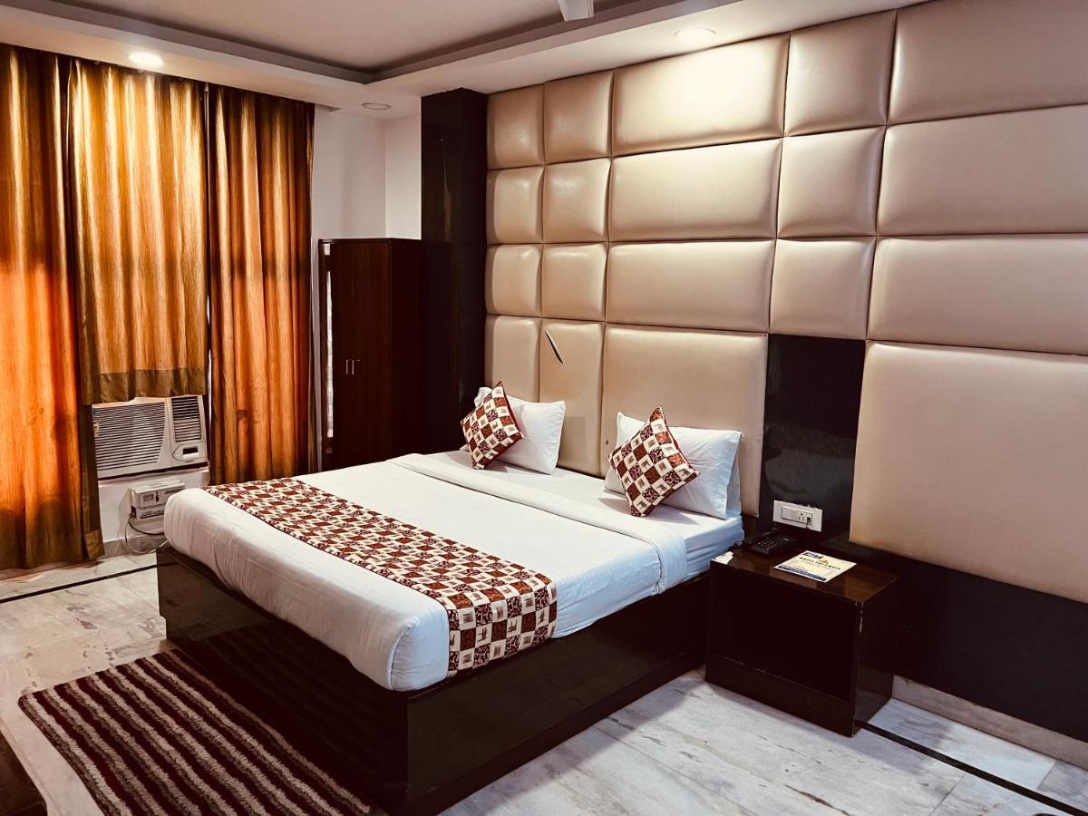 Hotel Krone A Family Hotel Near Igi Airport Delhi New Delhi Exteriör bild