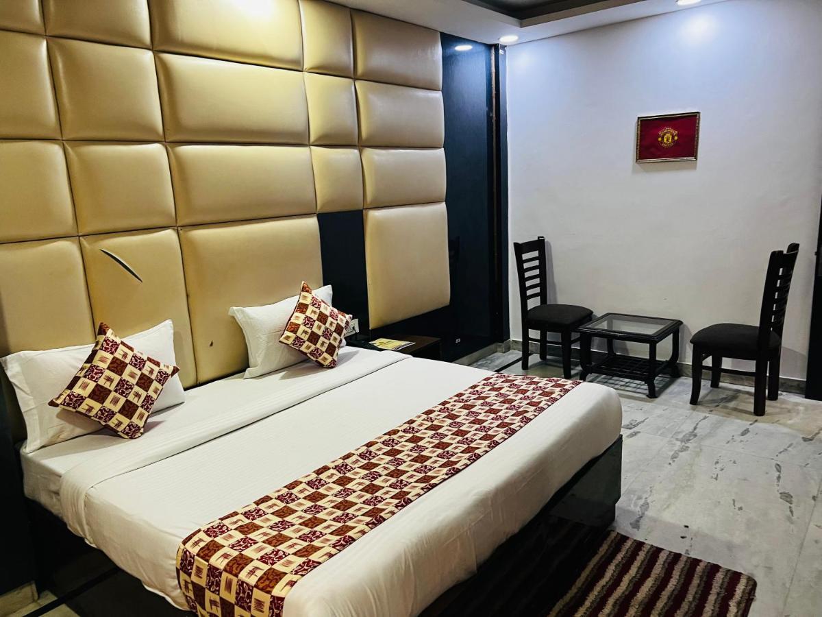 Hotel Krone A Family Hotel Near Igi Airport Delhi New Delhi Exteriör bild