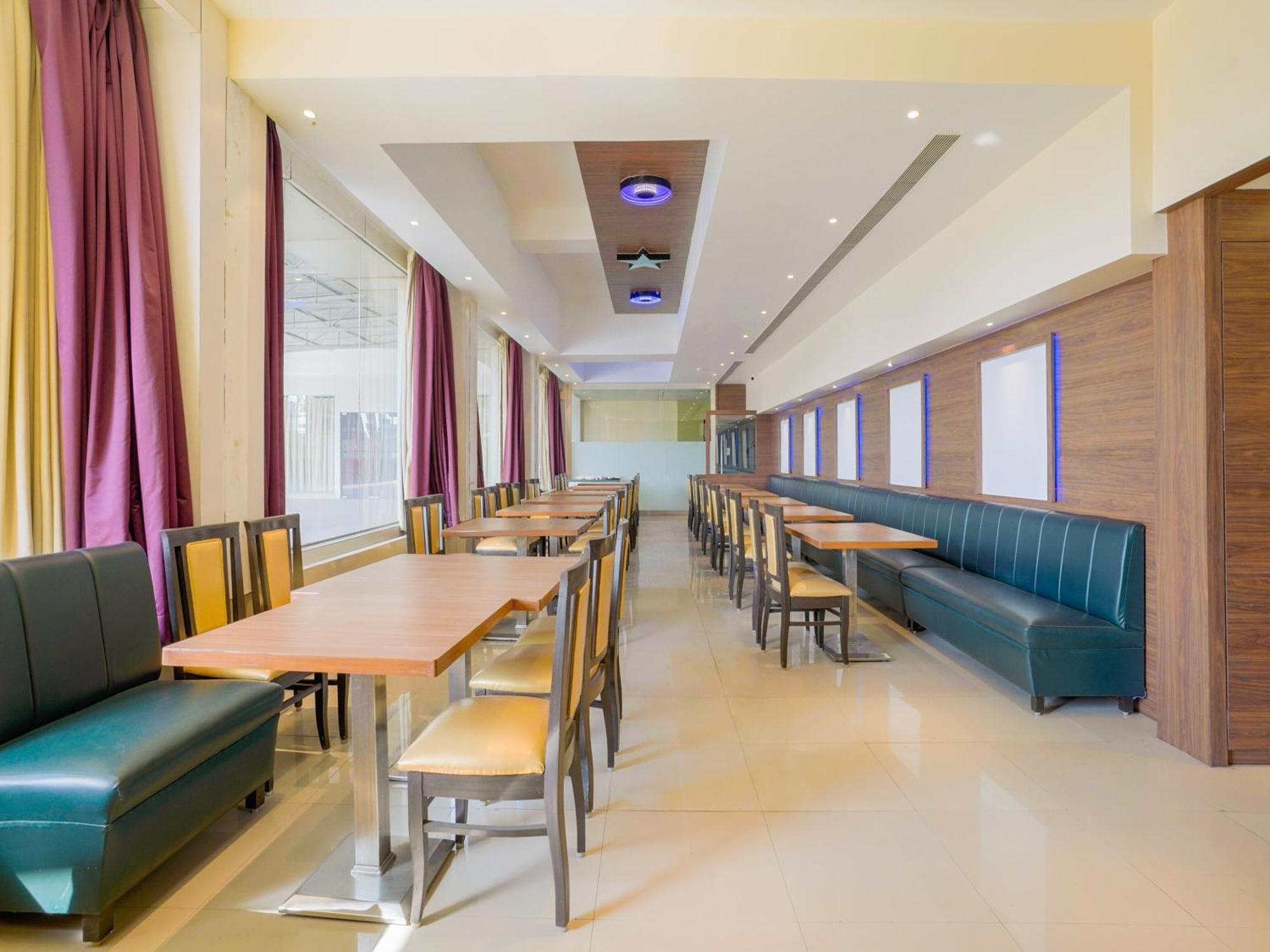 Hotel Krone A Family Hotel Near Igi Airport Delhi New Delhi Exteriör bild